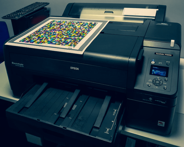 2017-08-04 Epson SureColor P5000 printer with built-in SpectroProofer device in Egmont Printing Service department, Warsaw of Poland. Currently, we have the same equipment but without a spectroproofer. Photo by Tomasz Siniak. Copyright by Egmont Poland, GMG Colorproof and Tomasz Siniak. FILE TO PRINT Tomasz Siniak Colour proofing, specialty digital printing and other services Warsaw Poland