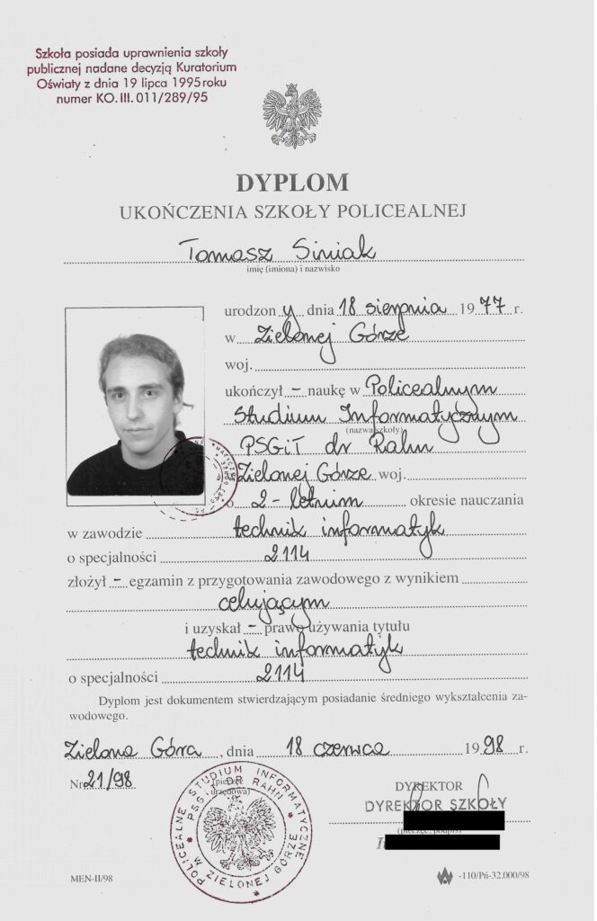 Tomasz Siniak IT diploma certificate 18-06-1998. FILE TO PRINT Tomasz Siniak